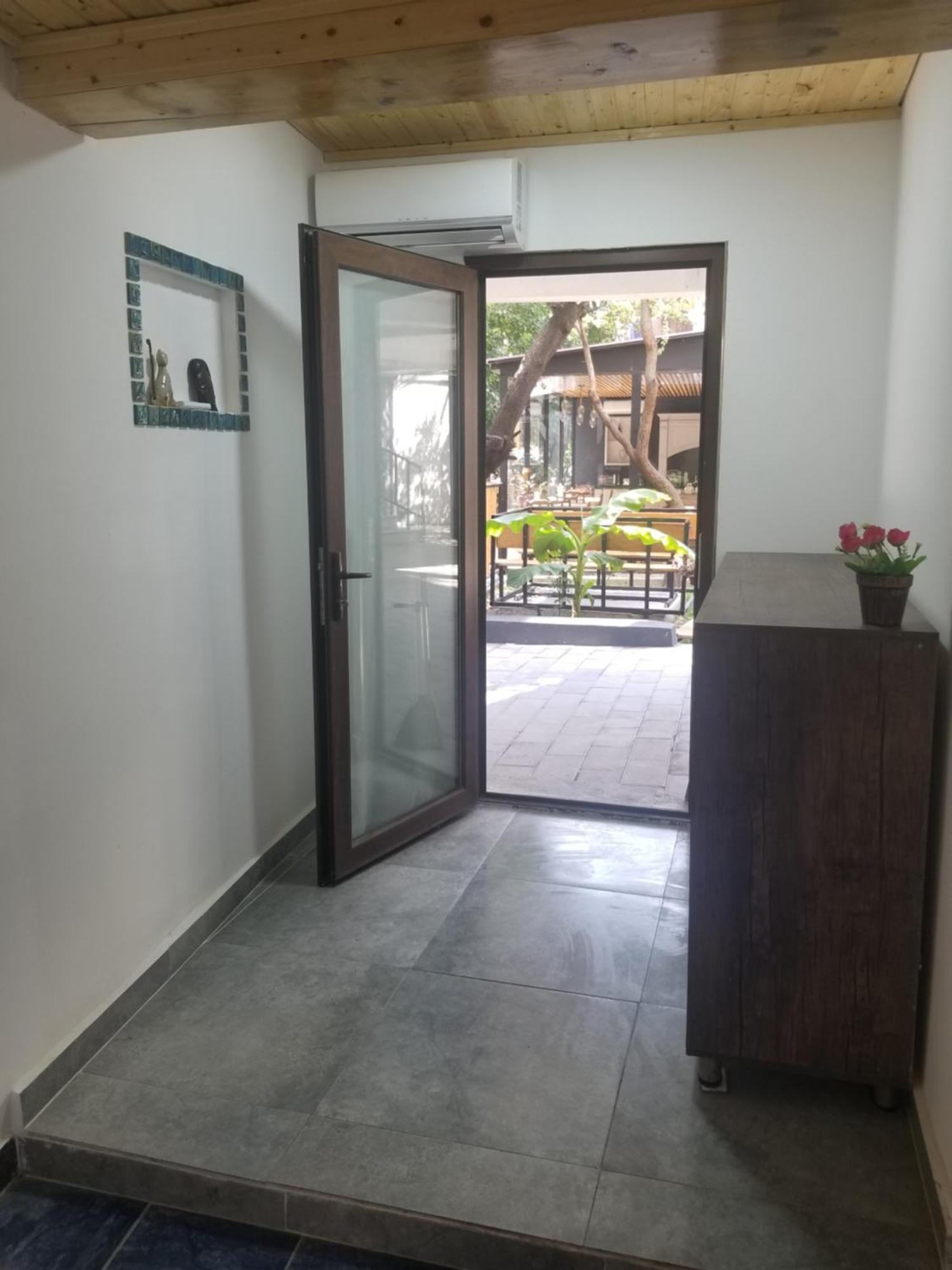 Hotel Salosi Tbilisi Exterior foto